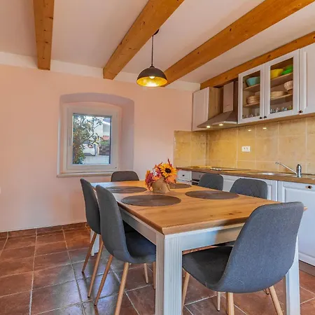 Awesome In With Kitchen