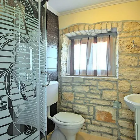Casa Antoli Tinjan
